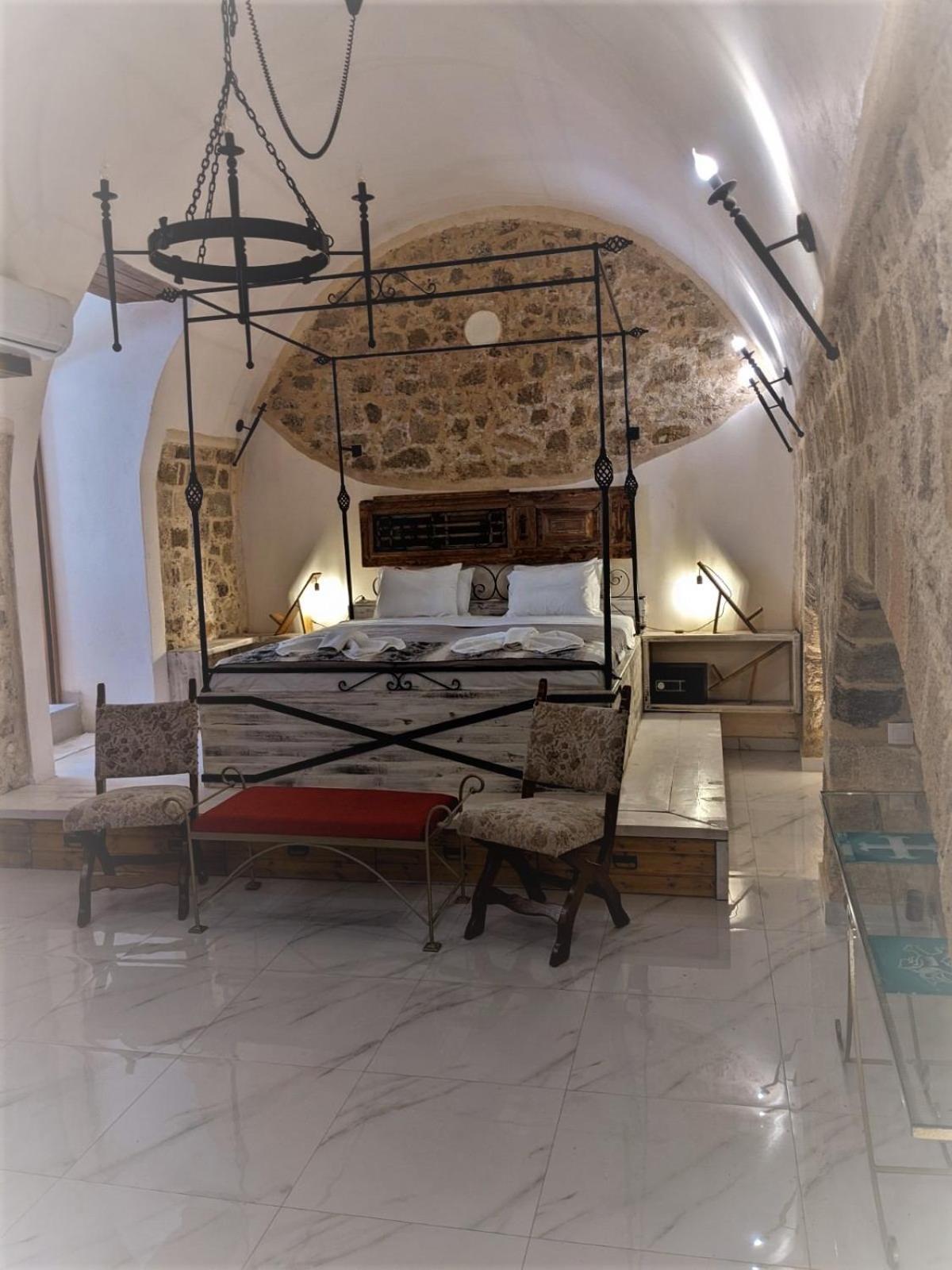 Cava D'Oro Hotel Rhodes City Exterior photo